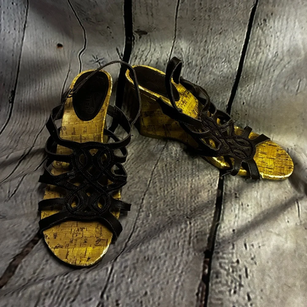 Unlisted Womens Bet On Me Brown Caged Strappy Cork Wedge Sandal Y2K Sz 8.5 AS IS